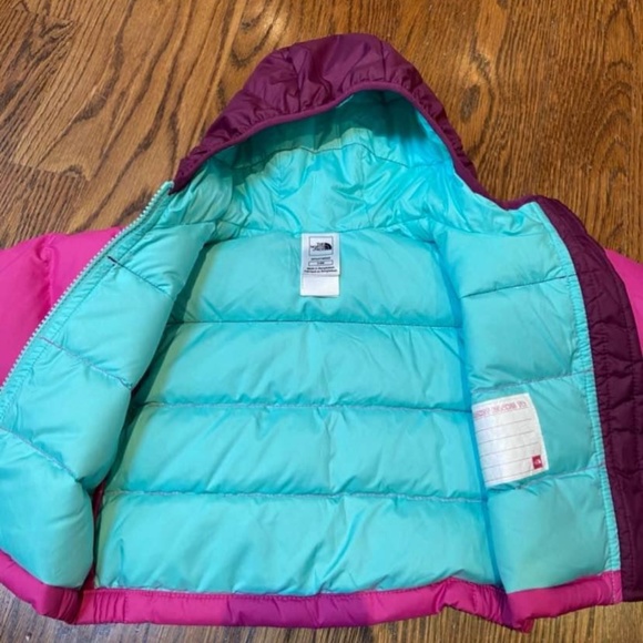 The North Face lightweight infant jacket - Picture 2 of 3
